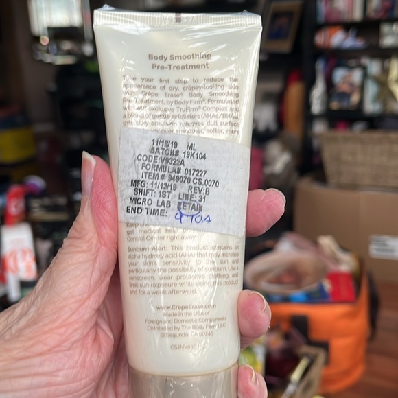 COPY - Crepe Erase Duo of Body Smoothing Pre-Treatment & Exfoliation Body Polis… - Picture 5 of 5